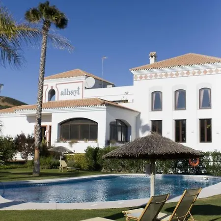 Apartmanhotel Albayt & 3*