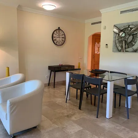 Apartmanhotel Albayt & Estepona