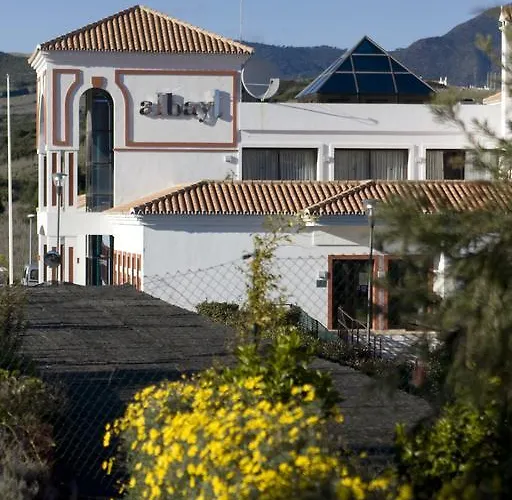 Albayt & 3* Estepona