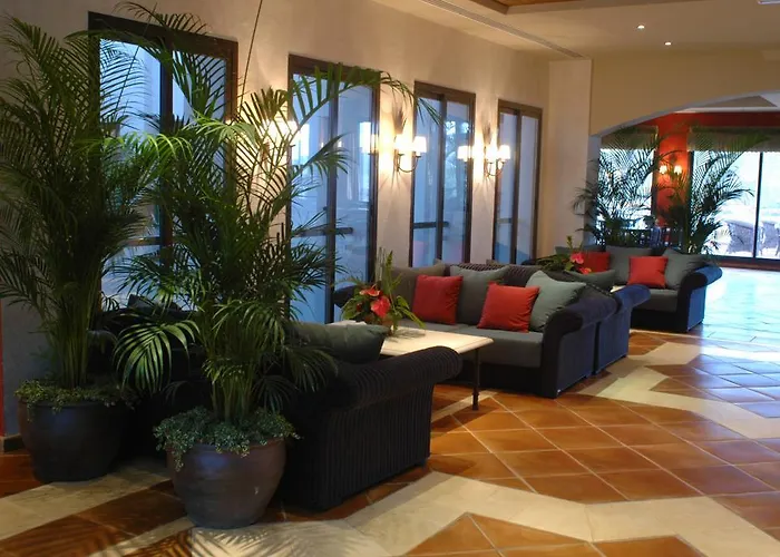 Albayt & 3* Estepona