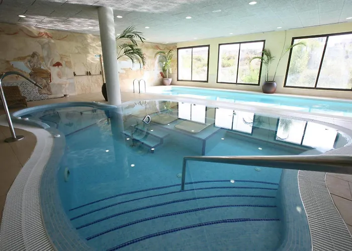 Aparthotel Albayt & Estepona