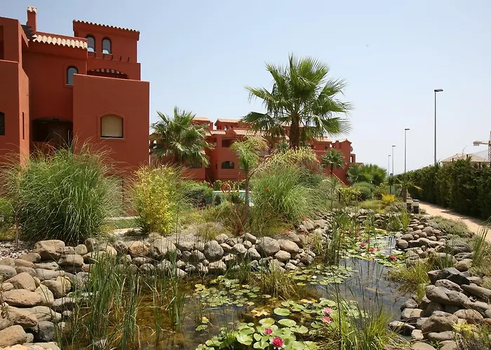 Albayt & Apartahotel 3*