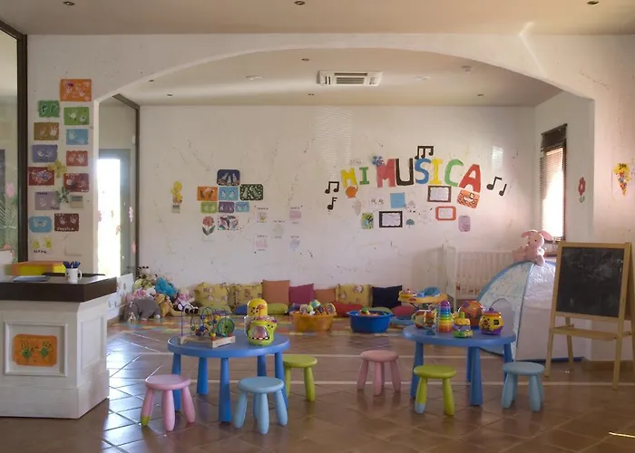 Albayt & 3* Estepona