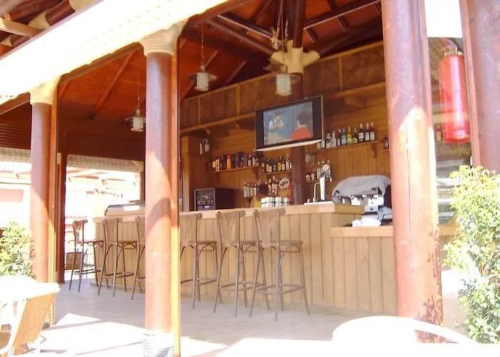 Albayt & אסטפונה